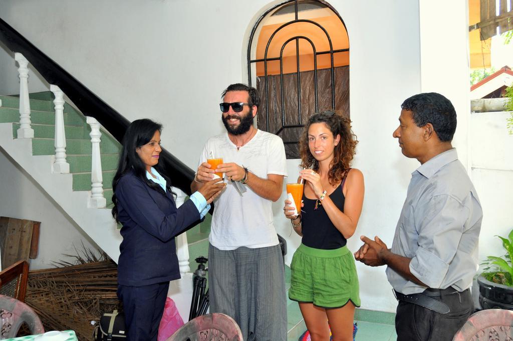 Marshal Beach Guesthouse Negombo Kültér fotó